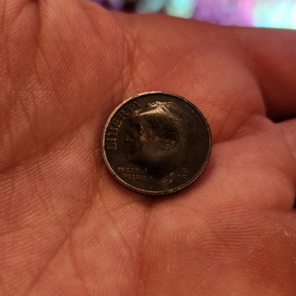 Dime - Picture 13 of 13